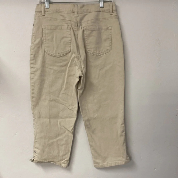 Gloria Vanderbilt All Round Slimming Effect Amanda Size 10 Capris - Picture 7 of 11